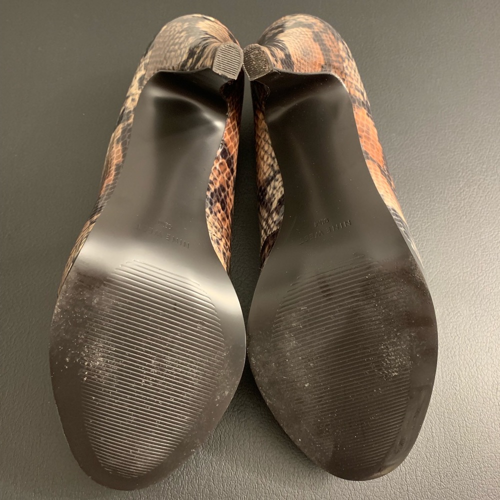 🔥EUC — Nine West snake pattern platform pumps - Picture 5 of 5